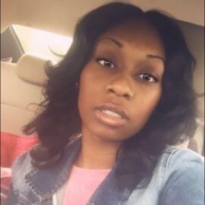 Meet your Posher, Tia